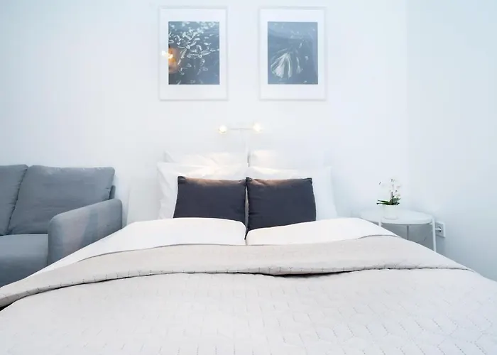 Ideal New In The Center Apartament *